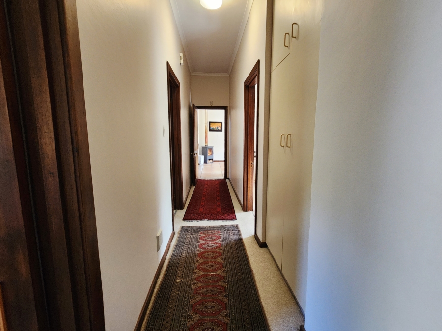 4 Bedroom Property for Sale in Panorama Western Cape